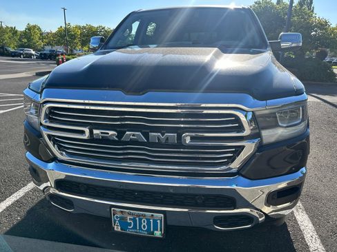 Used 2021 RAM 1500 Laramie AWD/4WD image 2