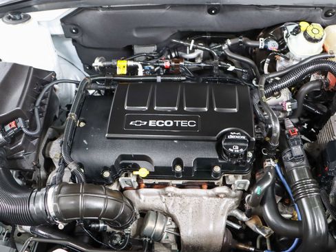 Used 2014 Chevrolet Cruze LT image 27