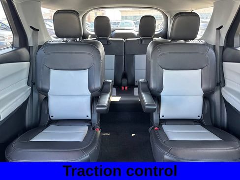 Used 2023 Ford Explorer XLT w/ Equipment Group 202A AWD/4WD image 14