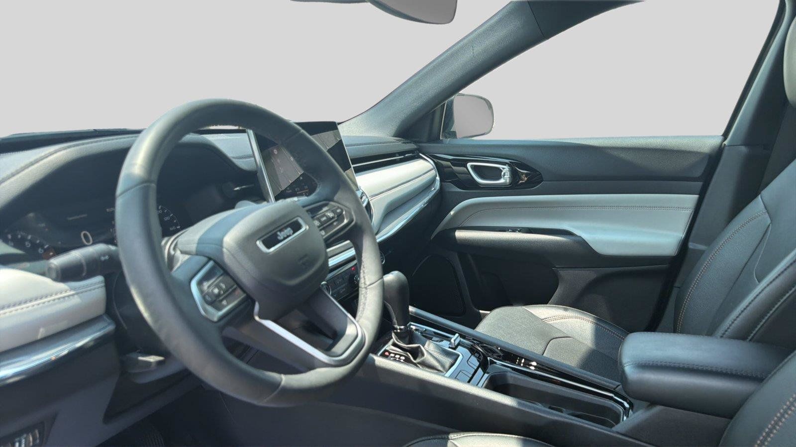 Used 2023 Jeep Compass Limited AWD/4WD image 15