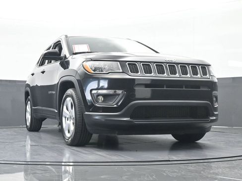Used 2019 Jeep Compass Latitude w/ Popular Equipment Group image 61