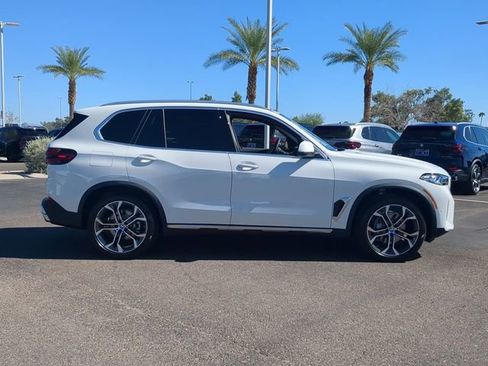 New 2026 BMW X5 sDrive40i w/ Premium Package image 5
