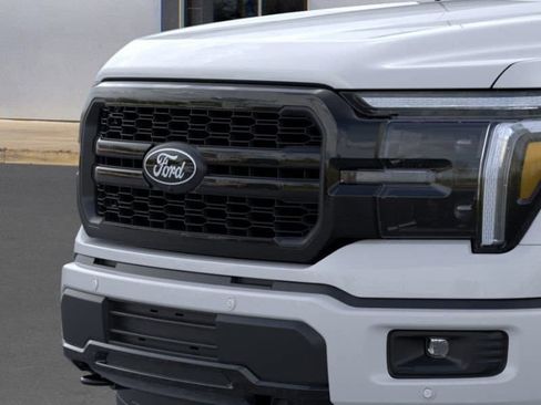 New 2025 Ford F150 Lariat w/ Equipment Group 502A High image 43