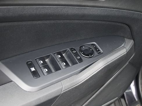 Used 2026 Kia Sportage LX FWD image 21