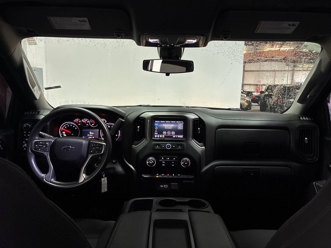 Used 2021 Chevrolet Silverado 1500 Custom w/ Safety Confidence Package AWD/4WD image 17