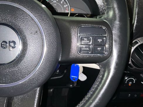 Used 2016 Jeep Wrangler Sport AWD/4WD image 21