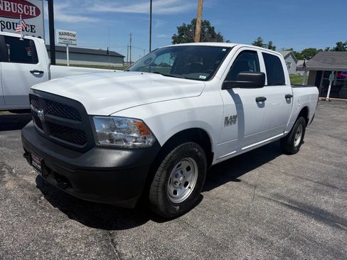 Used 2018 RAM 1500 Tradesman w/ Popular Equipment Group AWD/4WD image 2