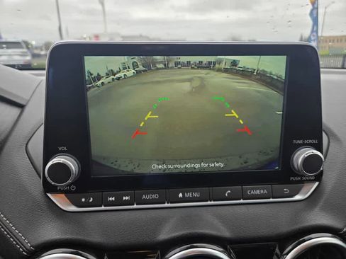 Used 2023 Nissan Sentra SV image 12