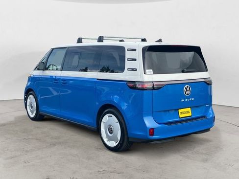 New 2025 Volkswagen ID. Buzz 1st Edition image 4