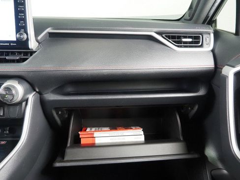 Used 2022 Toyota RAV4 Prime XSE image 38