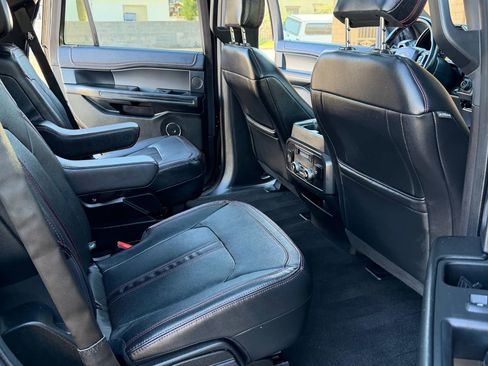 Used 2019 Ford Expedition Limited w/ Equipment Group 303A image 12