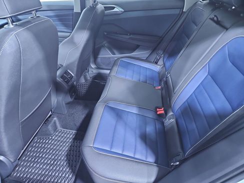 New 2025 Volkswagen Taos SEL image 25