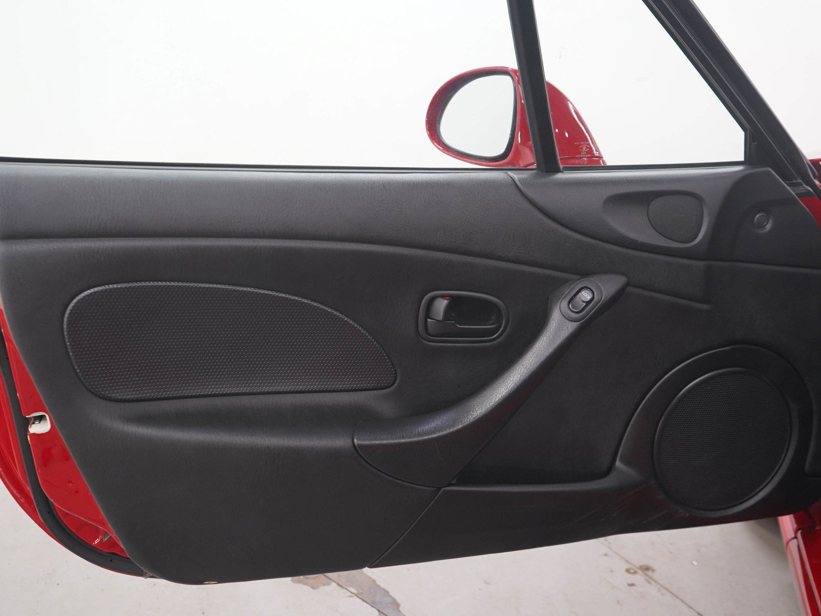 Used 2002 MAZDA MX-5 Miata SE RWD image 12