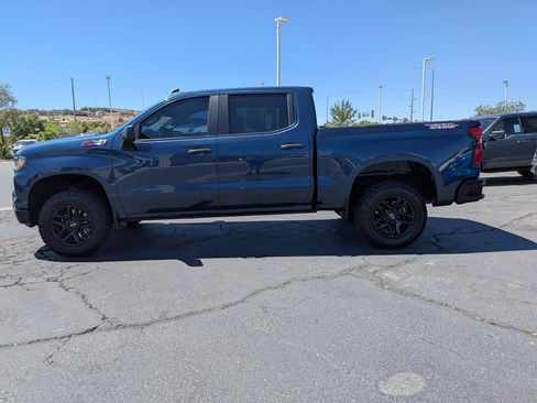 Used 2022 Chevrolet Silverado 1500 Custom Trail Boss AWD/4WD image 6