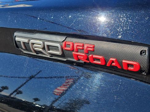 Used 2022 Toyota Tundra SR5 w/ TRD Off-Road Package image 13