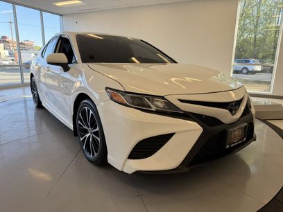 Used 2019 Toyota Camry SE