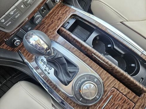 Used 2020 Nissan Armada Platinum w/ Captain's Chairs Package image 20