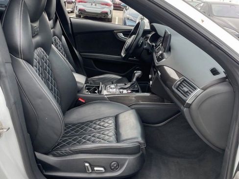 Used 2017 Audi S7 Premium Plus w/ S7 Sport Package image 9