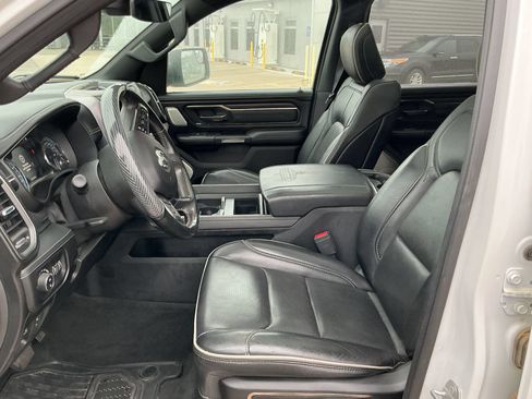 Used 2019 RAM 1500 Limited AWD/4WD image 5