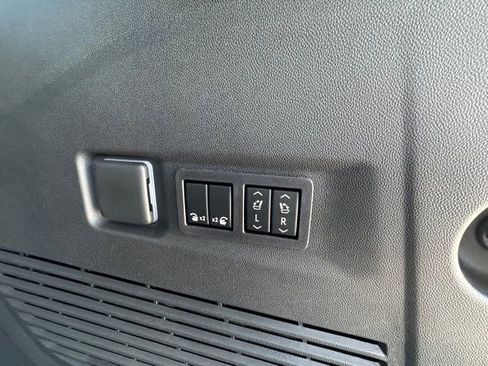 New 2026 GMC Yukon XL Denali w/ Sun & Power Step Package image 7