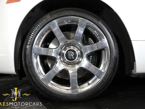 Used 2017 Rolls-Royce Dawn image 68