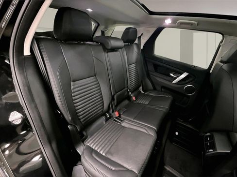 New 2025 Land Rover Discovery Sport S image 10