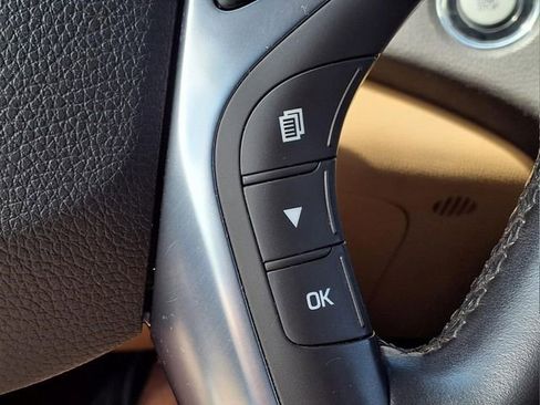 Used 2016 Hyundai Azera FWD image 26