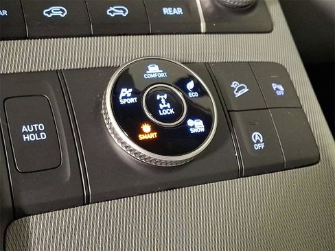 Used 2021 Hyundai Palisade SE w/ Winter Package image 24