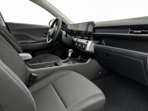 New 2025 Hyundai Kona SE image 15