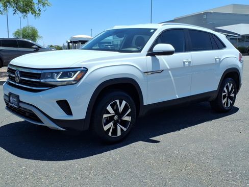 Certified 2023 Volkswagen Atlas Cross Sport SE AWD/4WD image 3