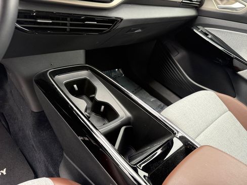Certified 2023 Volkswagen ID.4 Pro RWD image 13