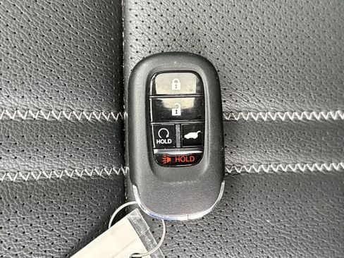 Used 2024 Honda HR-V EX-L image 28