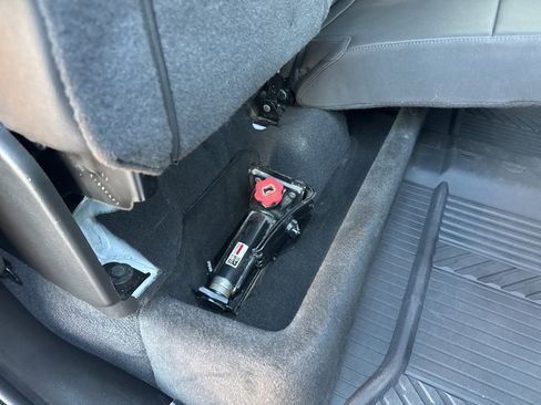 Used 2023 Chevrolet Silverado 3500 LTZ image 45