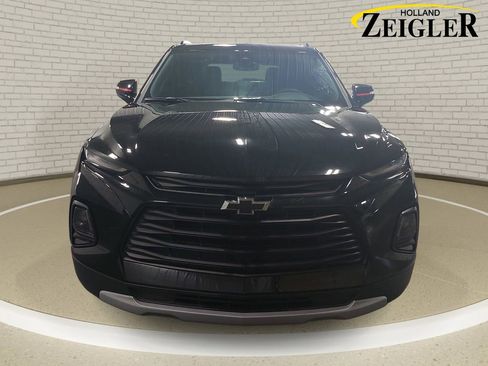 Used 2022 Chevrolet Blazer LT w/ Redline Edition AWD/4WD image 2