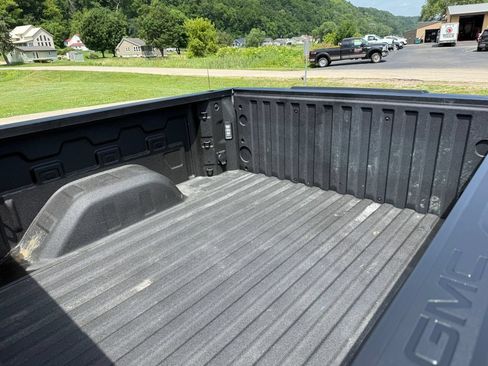 Used 2024 GMC Sierra 1500 Elevation w/ Elevation Premium Package AWD/4WD image 15