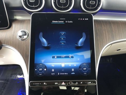 Certified 2026 Mercedes-Benz C 300 4MATIC Sedan image 17