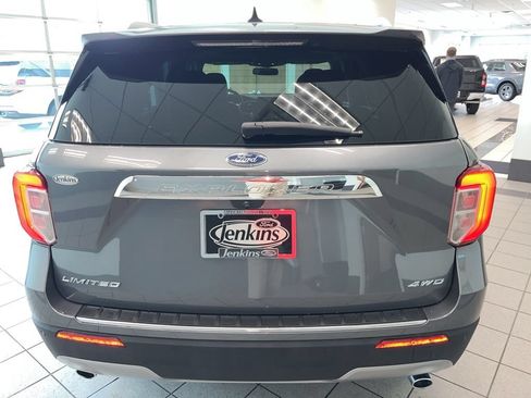Used 2022 Ford Explorer Limited AWD/4WD image 13