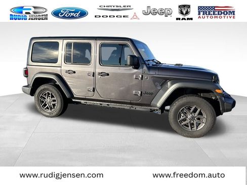 Used 2025 Jeep Wrangler Sport S image 4