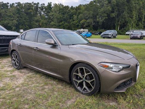 Used 2019 Alfa Romeo Giulia Ti w/ TI Performance Package RWD image 1