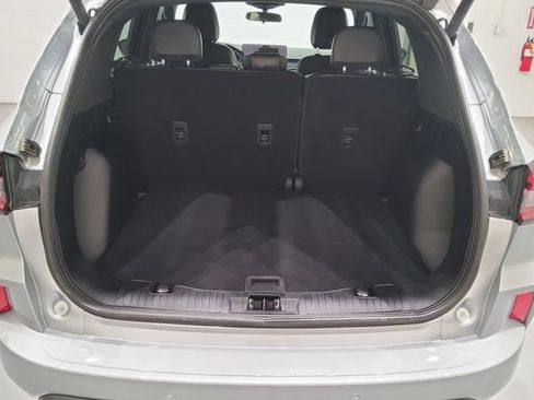 Used 2023 Ford Escape ST-Line w/ Tech Pack #1 FWD image 17