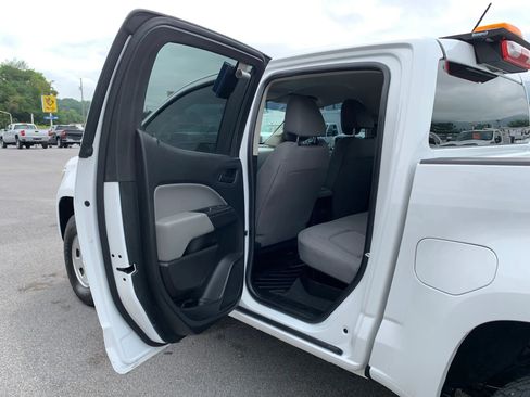 Used 2019 Chevrolet Colorado W/T w/ WT Convenience Package AWD/4WD image 21