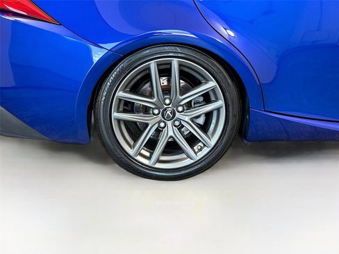 Used 2018 Lexus IS 300 F Sport w/ F Sport Package RWD image 34