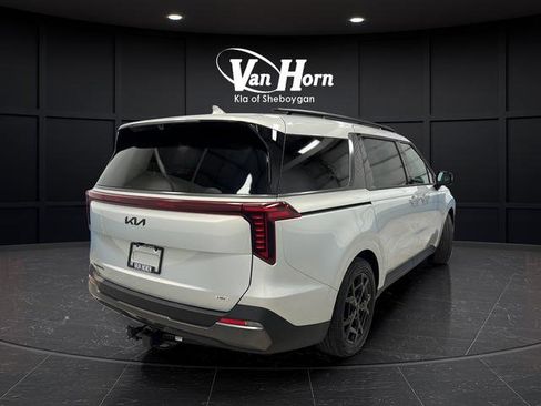 Certified 2025 Kia Carnival SX Prestige FWD image 7