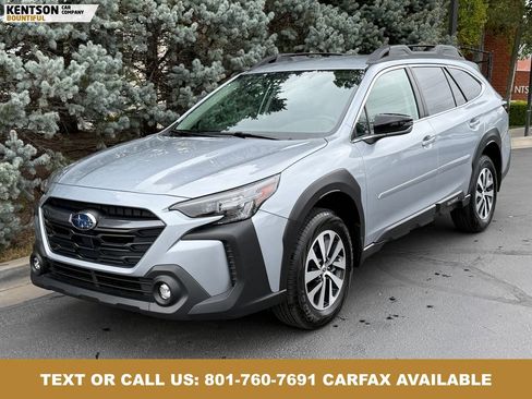 Used 2025 Subaru Outback Premium AWD/4WD image 2