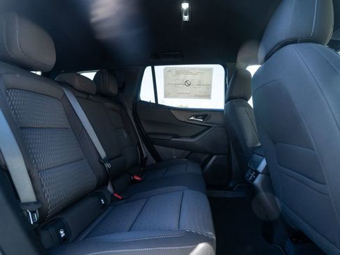 New 2026 Chevrolet Equinox LT image 13