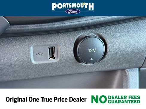 New 2025 Ford Transit 250 Low Roof AWD w/ Exterior Upgrade Package image 11