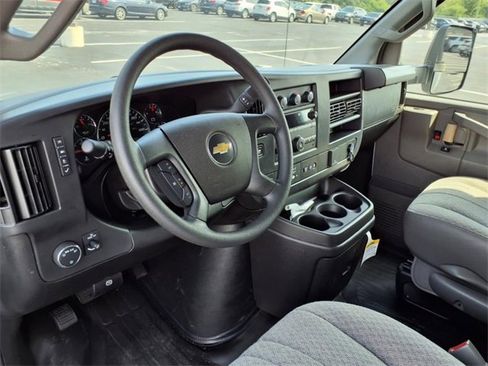 New 2025 Chevrolet Express 3500 w/ Power Convenience Package image 6