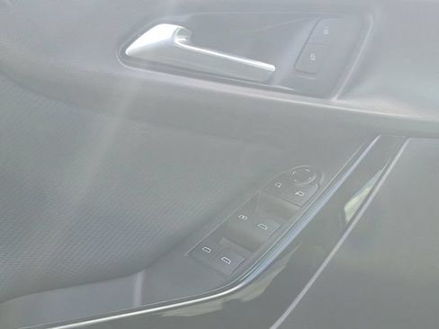 New 2026 Chevrolet Equinox LT FWD image 16