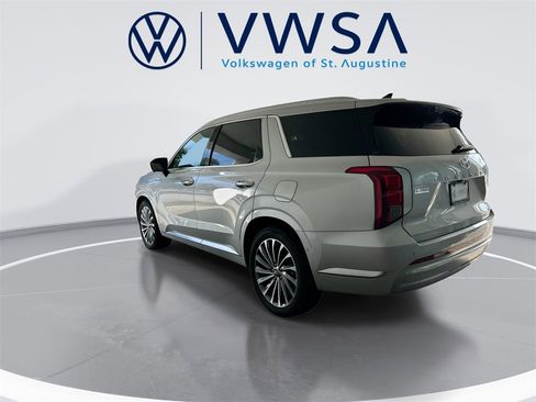 Used 2024 Hyundai Palisade Calligraphy image 7