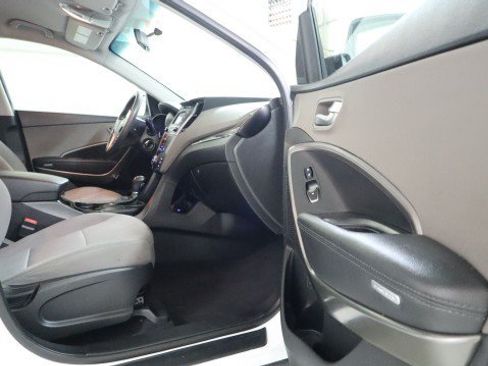 Used 2018 Hyundai Santa Fe Sport AWD/4WD image 10